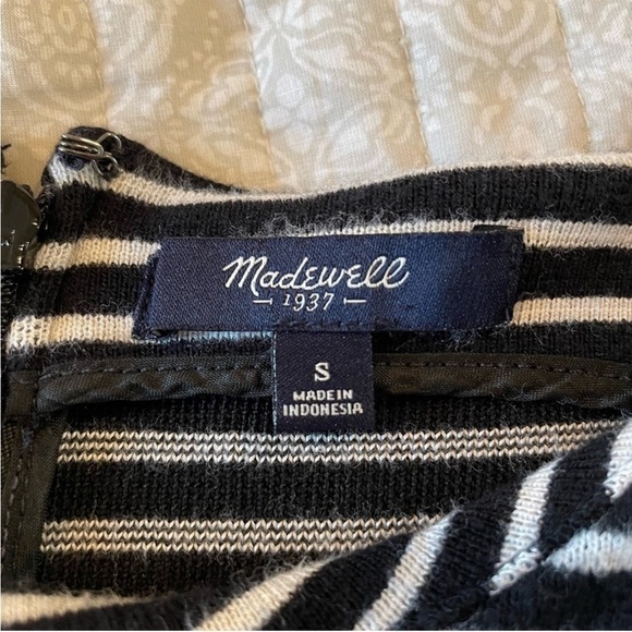 Madewell Gallerist Dress in Black White Stripe Short Sleeve Small - Picture 10 of 13